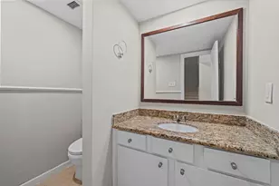 925 Memorial Village Dr, Houston, TX 77024 - Photo 24