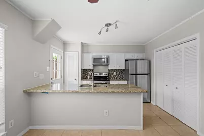 925 Memorial Village Drive #25, Houston, TX 77024 - Photo 14