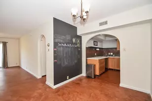 2601 Bellefontaine St, Houston, TX 77025 - Photo 12