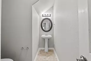 10414 Whisper Bluff Dr, Humble, TX 77396 - Photo 20