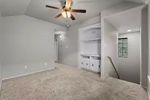 10414 Whisper Bluff Dr, Humble, TX 77396 - Photo 32