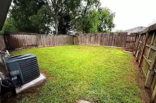 10028 Ridgecoral Dr, Houston, TX 77038 - Photo 12