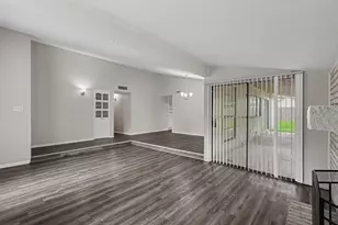 15430 Camino Del Sol Dr, Houston, TX 77083 - Photo 4