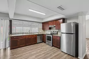 15430 Camino Del Sol Dr, Houston, TX 77083 - Photo 6