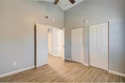 810 Dunson Glen Drive #404, Houston, TX 77090 - Photo 18
