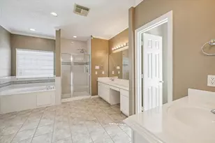 2802 Briarhurst Park, Houston, TX 77057 - Photo 16