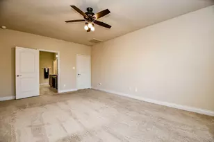 13513 S Canyon Gale Ln, Pearland, TX 77584 - Photo 22