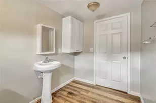 4726 Carmen St, Houston, TX 77033 - Photo 8