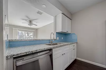 7315 Housman Street, Houston, TX 77055 - Photo 12