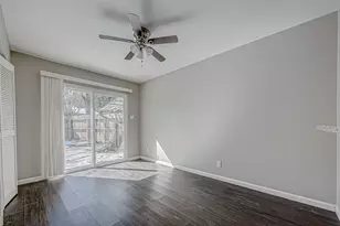 7315 Housman St, Houston, TX 77055 - Photo 18