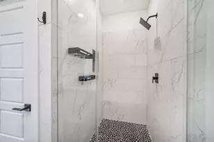 8321 Springwood Cyn Ln, Houston, TX 77055 - Photo 30