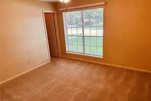 8610 Old Maple Ln, Humble, TX 77338 - Photo 14