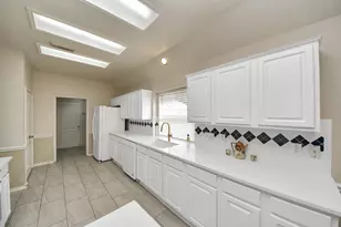 3906 Southsand Dr, Pearland, TX 77584 - Photo 14