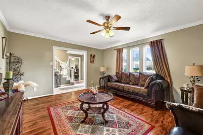 5619 Spanish Oak Drive, Houston, TX 77066 - Photo 10