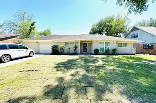 1011 Twinbrooke Dr, Houston, TX 77088 - Photo 1