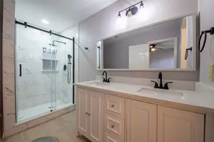 1011 Twinbrooke Dr, Houston, TX 77088 - Photo 22