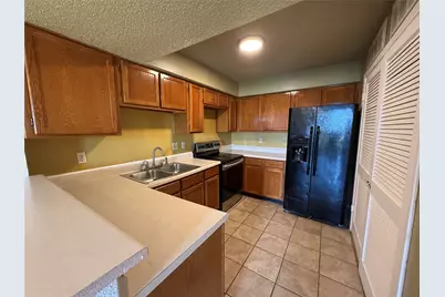 10555 Turtlewood Court #2011, Houston, TX 77072 - Photo 4