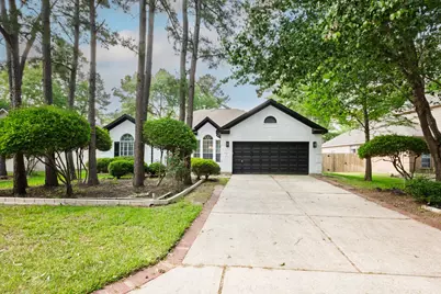 22 S Lace Arbor Drive, The Woodlands, TX 77382 - Photo 1