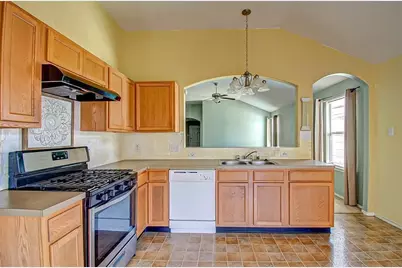 21206 Wortham Oaks Drive, Humble, TX 77338 - Photo 8