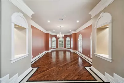 9206 Westview Drive, Houston, TX 77055 - Photo 24