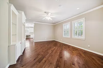 9206 Westview Drive, Houston, TX 77055 - Photo 30