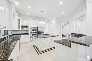 9206 Westview Dr, Houston, TX 77055 - Photo 18