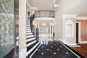 9206 Westview Dr, Houston, TX 77055 - Photo 12