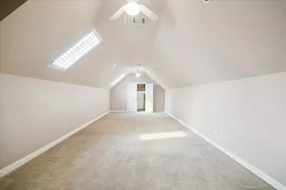 9206 Westview Drive, Houston, TX 77055 - Photo 32