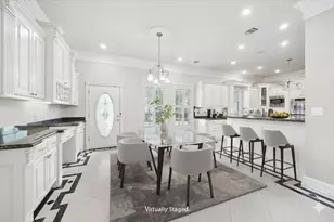 9206 Westview Dr, Houston, TX 77055 - Photo 18