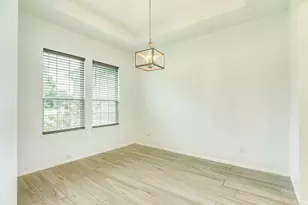 2040 Twin Lakes Blvd, West Columbia, TX 77486 - Photo 12