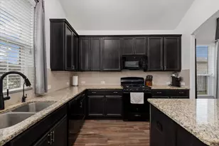 31918 McKinley Run Dr, Hockley, TX 77447 - Photo 6