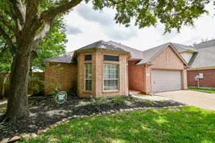 7634 Broken Oak Ln, Sugar Land, TX 77479 - Photo 2