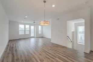 18736 B Centro Main St, Shenandoah, TX 77385 - Photo 12