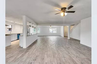 12710 Crow Valley Lane, Houston, TX 77099 - Photo 16