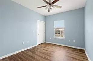 331 6th St, Dickinson, TX 77539 - Photo 8
