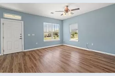 331 6th Street, Dickinson, TX 77539 - Photo 2