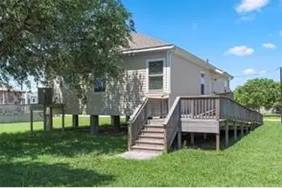 331 6th Street, Dickinson, TX 77539 - Photo 14