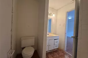 6405 Westward St, Houston, TX 77081 - Photo 12