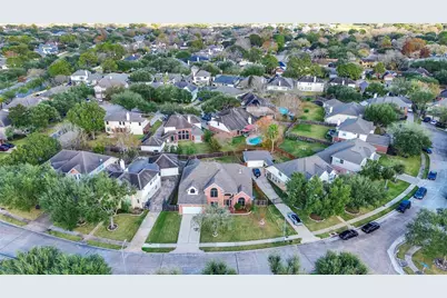2026 Avana Glen Lane, Sugar Land, TX 77498 - Photo 6