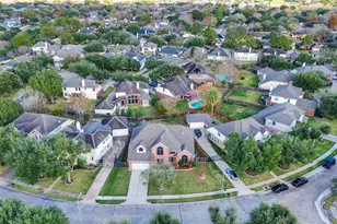 2026 Avana Glen Ln, Sugar Land, TX 77498 - Photo 6