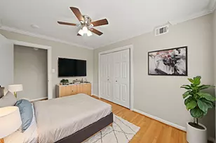 10803 Doud St, Houston, TX 77035 - Photo 20