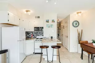 6102 Seawall Blvd, Galveston, TX 77551 - Photo 1