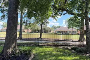 66 Winthrop Harbor S, Montgomery, TX 77356 - Photo 4