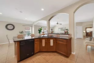 66 W Lasting Spring Cir, Spring, TX 77389 - Photo 16