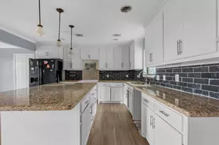 10445 Fm 442 Rd, Boling, TX 77420 - Photo 8