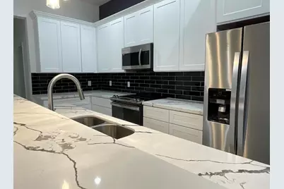 5202 Northridge Drive #A, Houston, TX 77033 - Photo 2