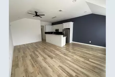 5202 Northridge Drive #A, Houston, TX 77033 - Photo 6