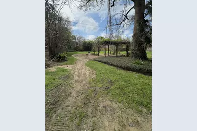 2625 Gladys Avenue, Beaumont, TX 77702 - Photo 36