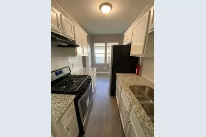 222 Grace Street #4, Houston, TX 77003 - Photo 8