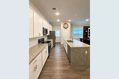 2335 Cedar Place Drive, Conroe, TX 77306 - Photo 8